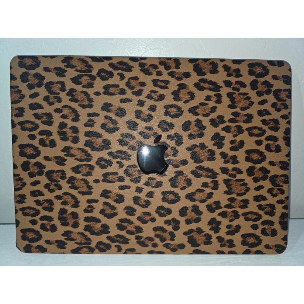 Leather Leopard Print Shell for MacBook Pro 14 in Case 2026-2021 M5 M4 M3 M2 M1